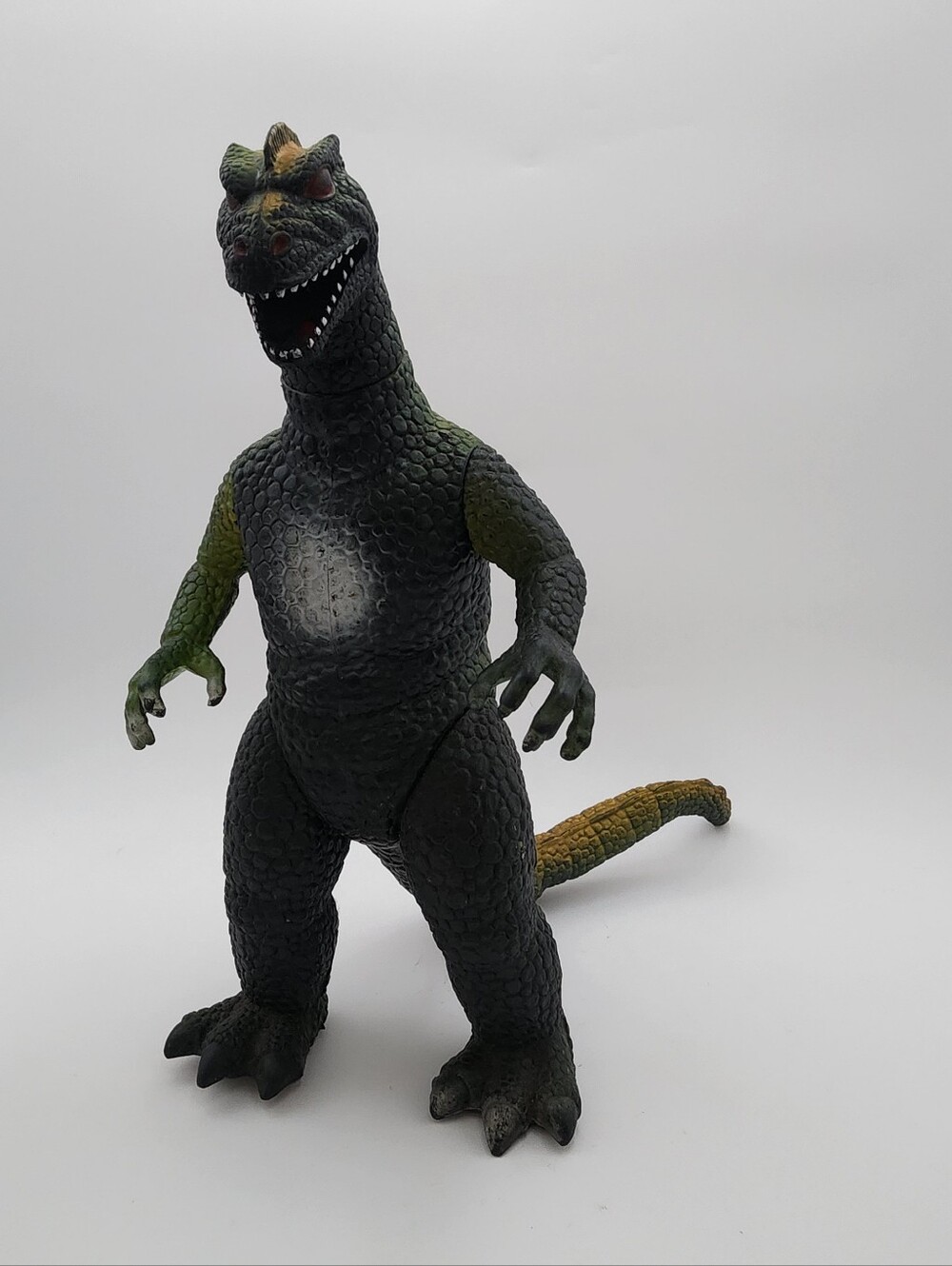 Vintage Dor Mei 1980's Godzilla Large Action Figure Green & Black Textured